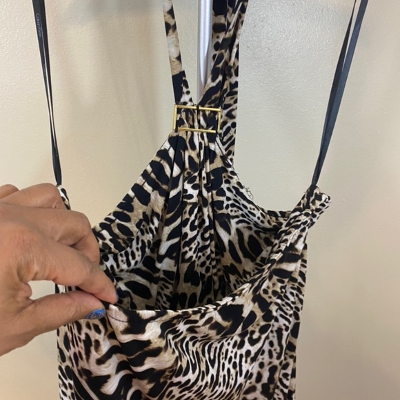 Leopard print Large halter tie back top - Picture 3 of 8